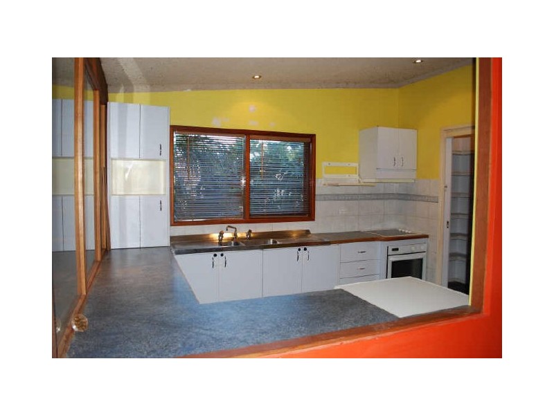 10 Highview Drive, Farmborough Heights NSW 2526