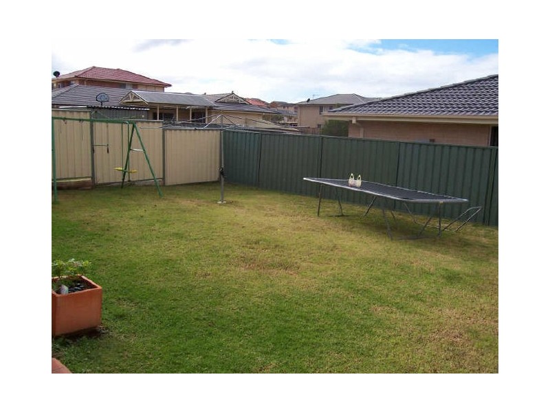 9 Selwyn Grove, Horsley NSW 2530