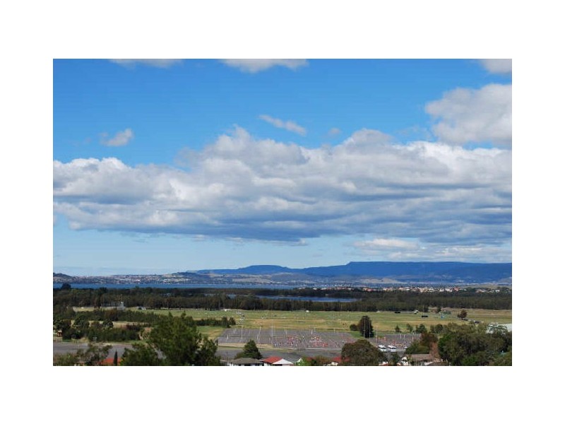 65 Nottingham Street, Berkeley NSW 2506