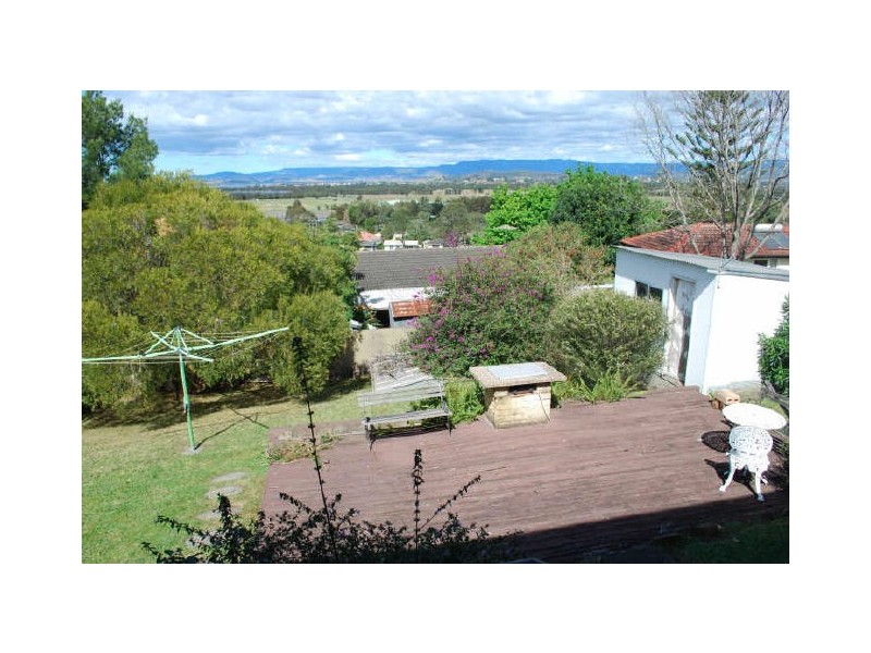 65 Nottingham Street, Berkeley NSW 2506