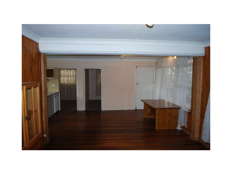 60 Edgeworth Avenue, Kanahooka NSW 2530