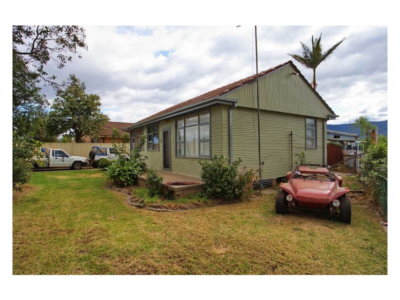 1 Hamilton Street, Dapto NSW 2530