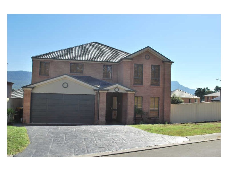 8 Norman Clark Crescent, Horsley NSW 2530