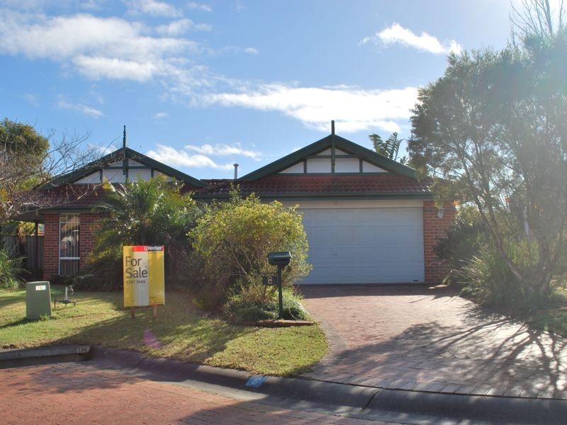 8 Greywood Place, Horsley NSW 2530