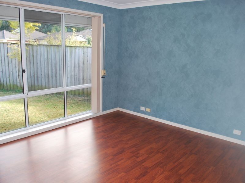 8 Greywood Place, Horsley NSW 2530