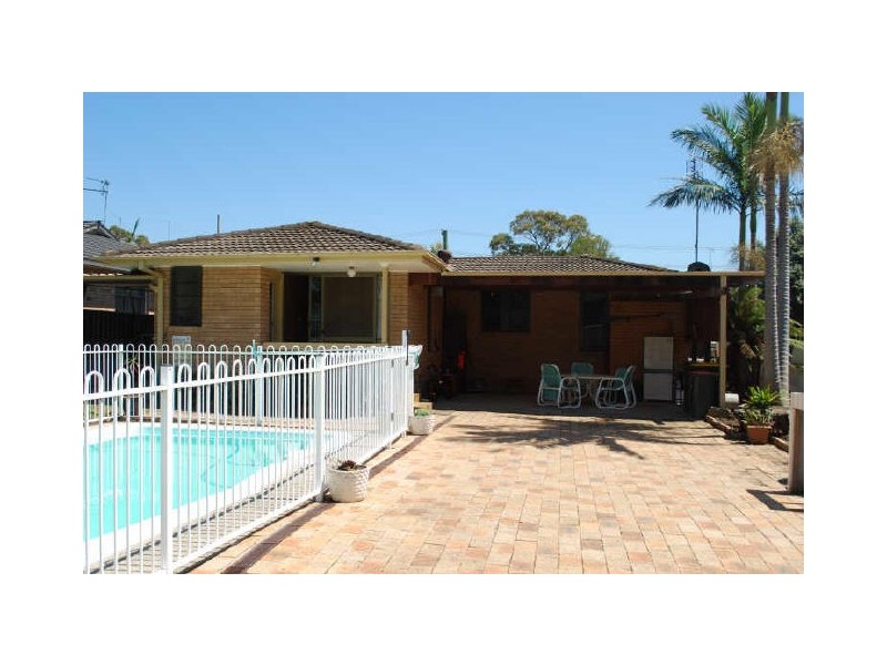 9 Karingal Avenue, Koonawarra NSW 2530