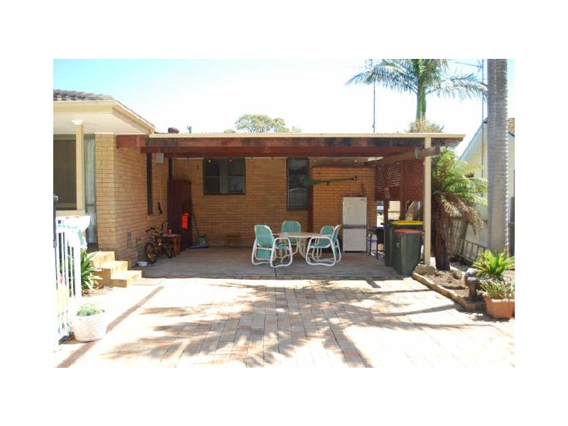 9 Karingal Avenue, Koonawarra NSW 2530