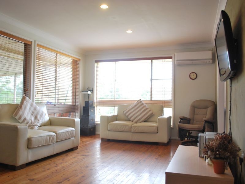 5 Swain Crescent, Dapto NSW 2530