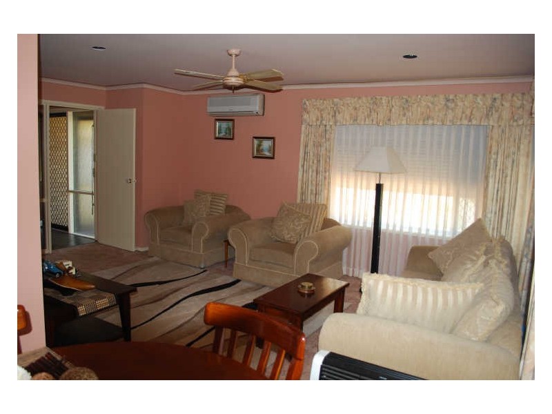 18 Coachwood Drive, Farmborough Heights NSW 2526