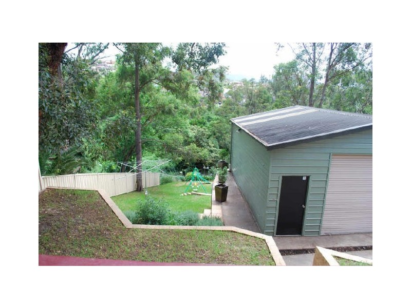 39 Ashley Avenue, Farmborough Heights NSW 2526