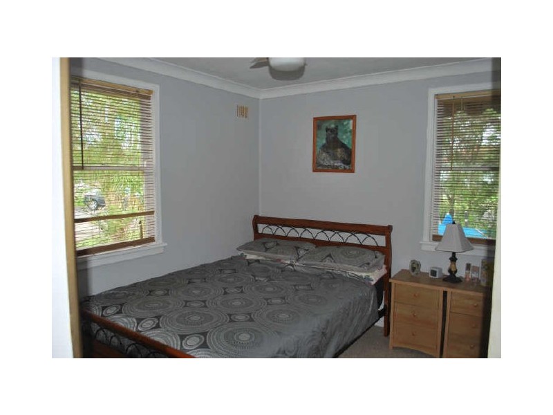 39 Eleebana Crescent, Koonawarra NSW 2530