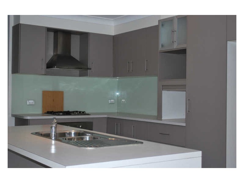 1 Vista Avenue, Farmborough Heights NSW 2526