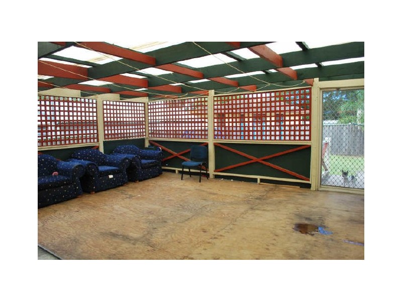 27 Caloola Avenue, Koonawarra NSW 2530