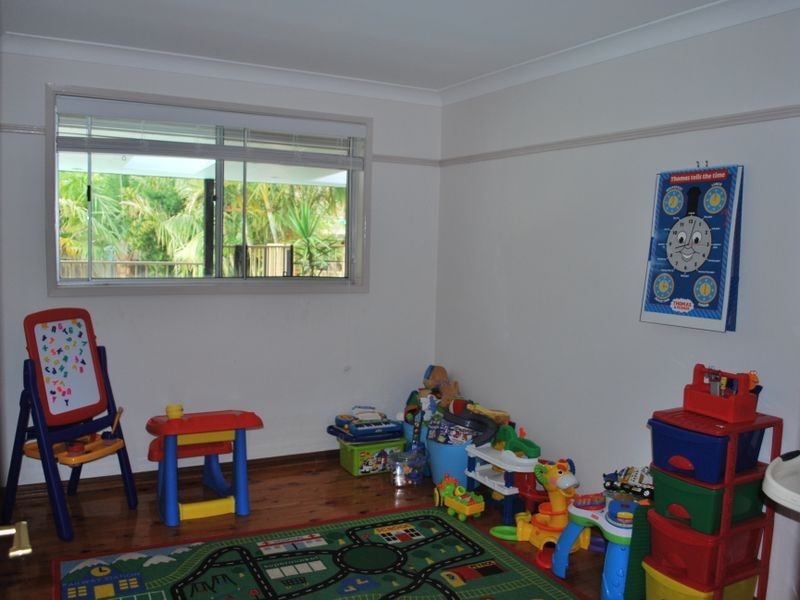 4 Swain Crescent, Dapto NSW 2530