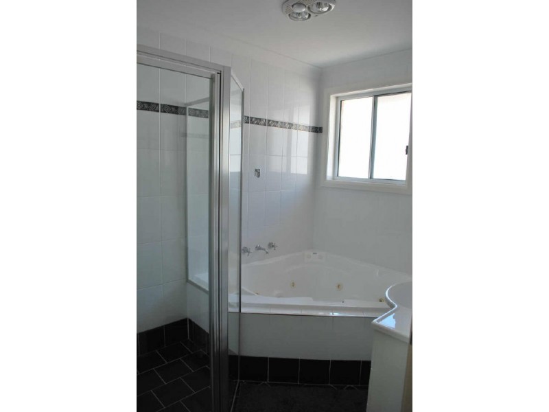 35 Mortlock Drive, Albion Park NSW 2527