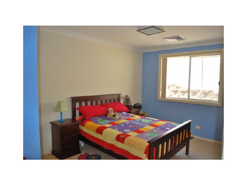 35 Mortlock Drive, Albion Park NSW 2527