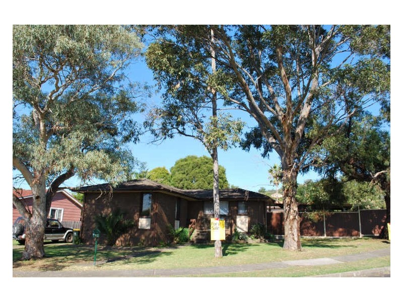 2 Kimbarra Crescent, Koonawarra NSW 2530