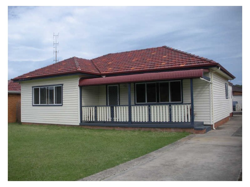 27 Lombard Avenue, Fairy Meadow NSW 2519