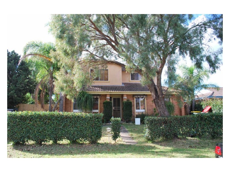 12 Bloodwood Street, Albion Park Rail NSW 2527