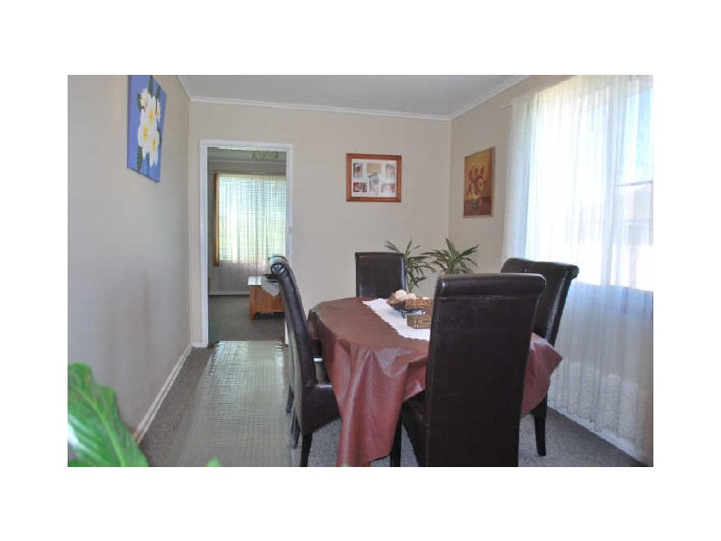 3 Elouera Street, Lake Illawarra NSW 2528