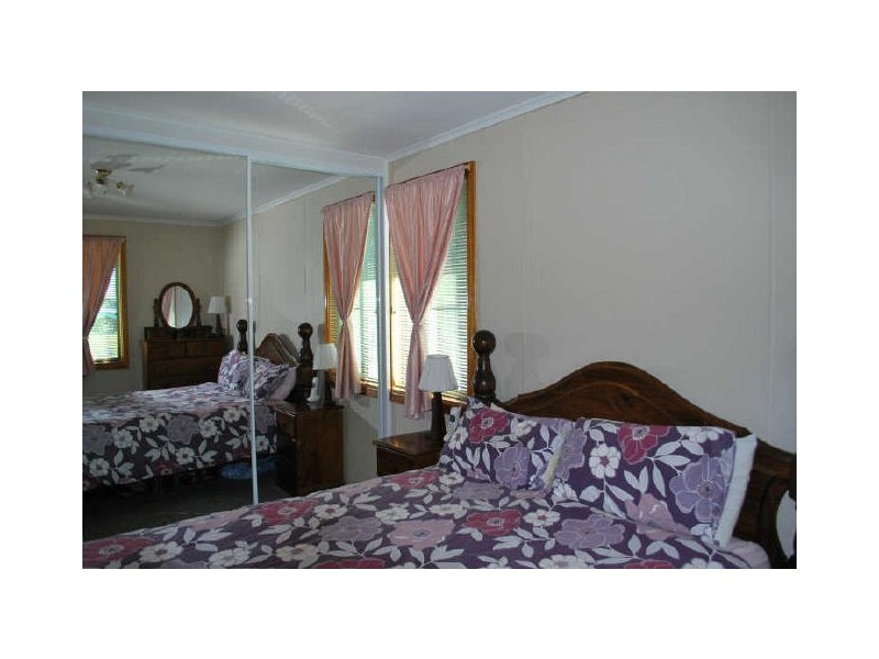 3 Elouera Street, Lake Illawarra NSW 2528