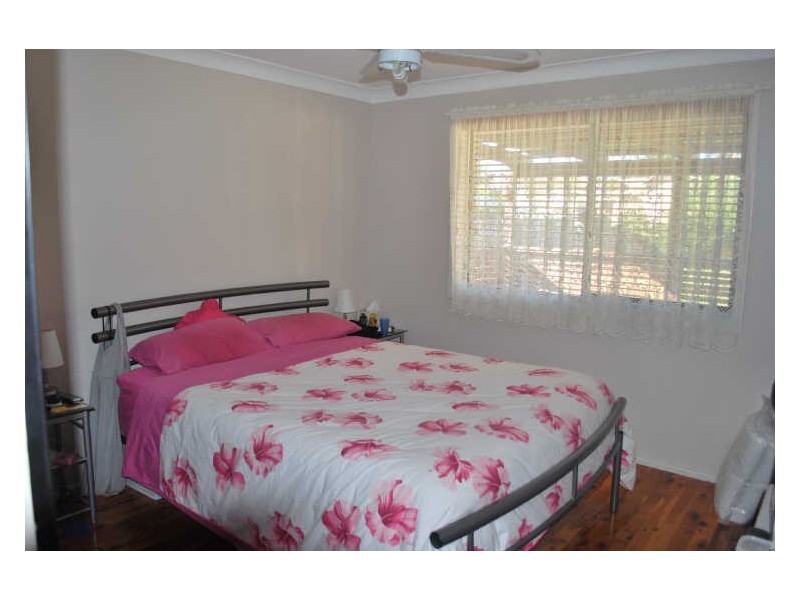 4/4 Lyne Street, Oak Flats NSW 2529