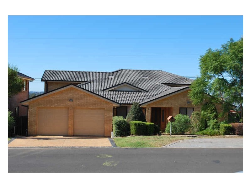 6 Mundoonen Crescent, Horsley NSW 2530