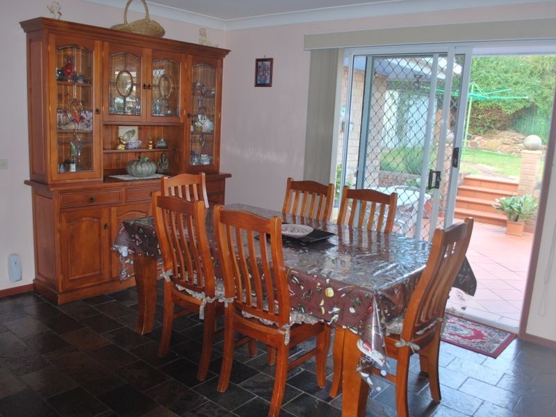 2 Coronet Place, Dapto NSW 2530