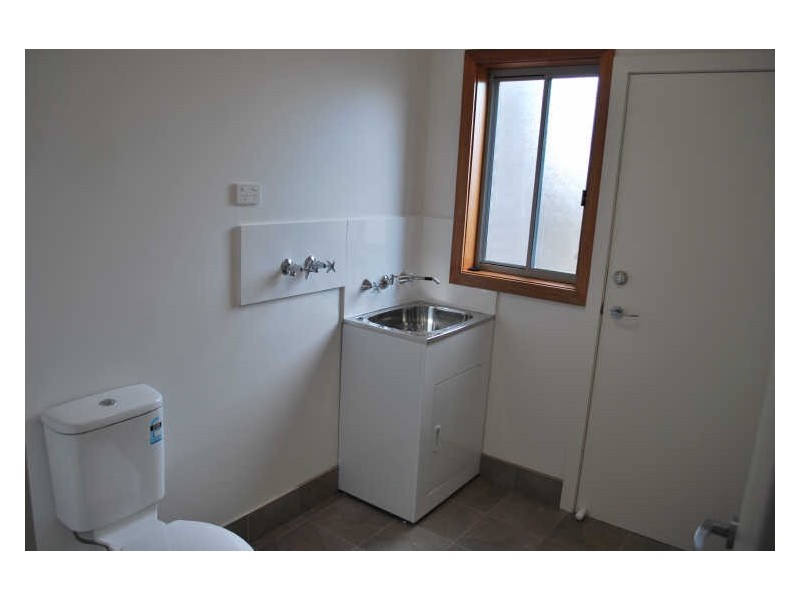 1/22 Lodden Circuit, Albion Park NSW 2527