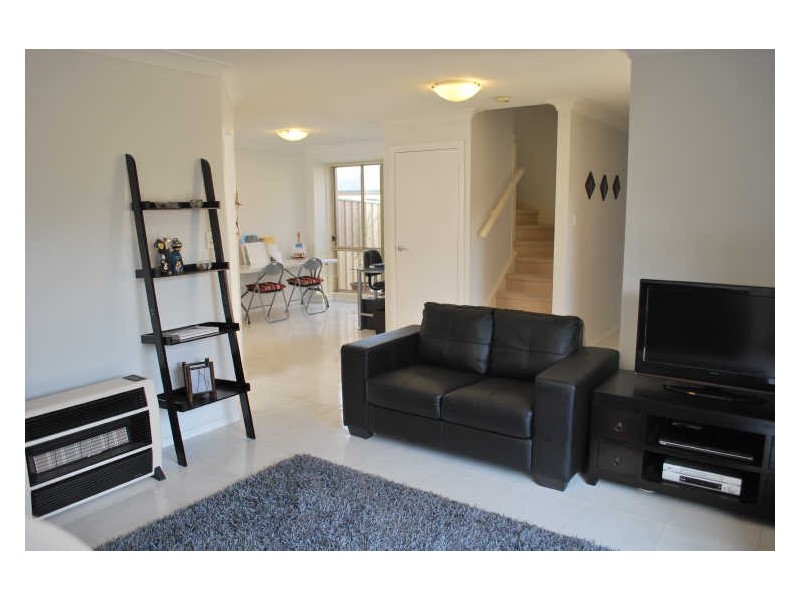 1/1 Cabernet Drive, Dapto NSW 2530