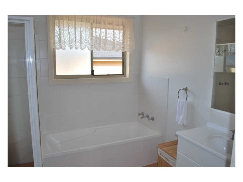 1/1 Cabernet Drive, Dapto NSW 2530