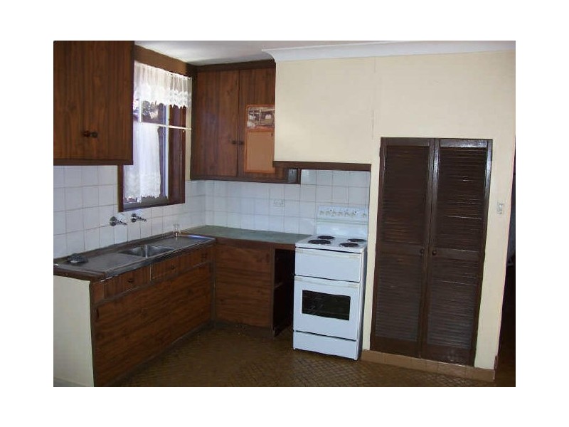 7 Barellan Avenue, Dapto NSW 2530