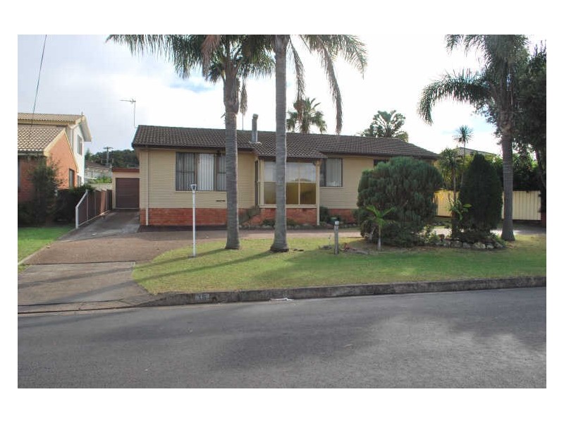 18 Marchant Crescent, Mount Warrigal NSW 2528