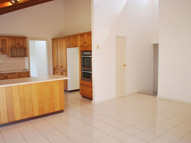 3 Luke Place, Horsley NSW 2530