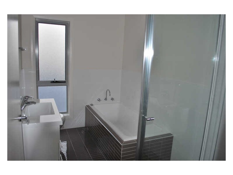 2B Cabernet Drive, Dapto NSW 2530