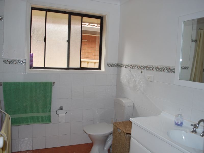 35 Tongarra Road, Albion Park Rail NSW 2527