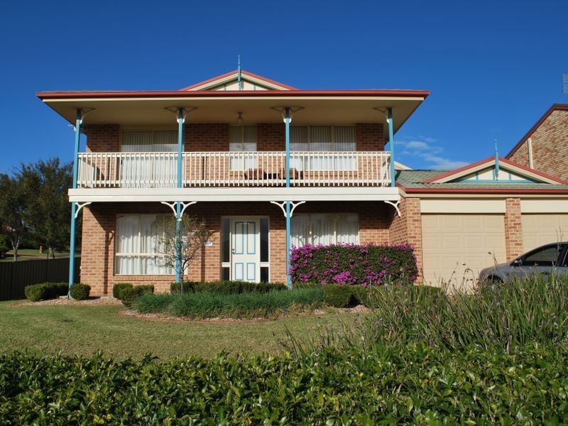 6 Highcroft Boulevard, Horsley NSW 2530