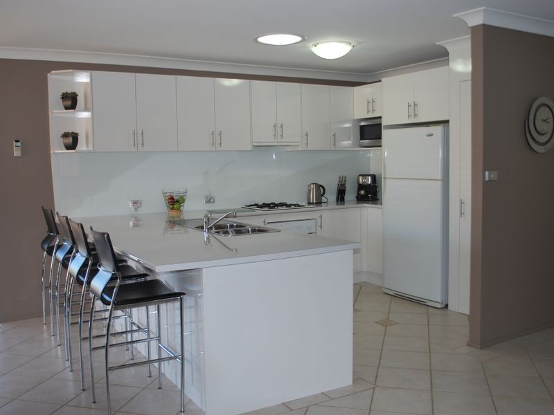 4 Goodman Place, Horsley NSW 2530