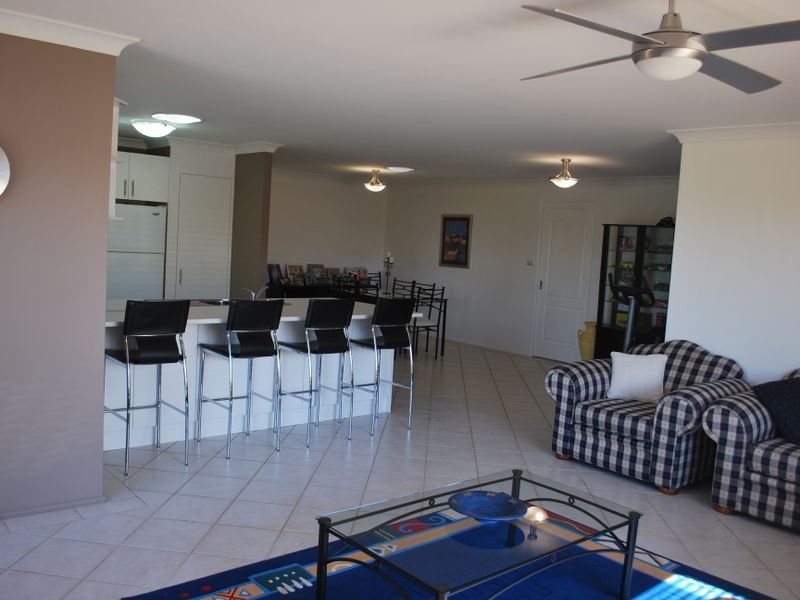 4 Goodman Place, Horsley NSW 2530