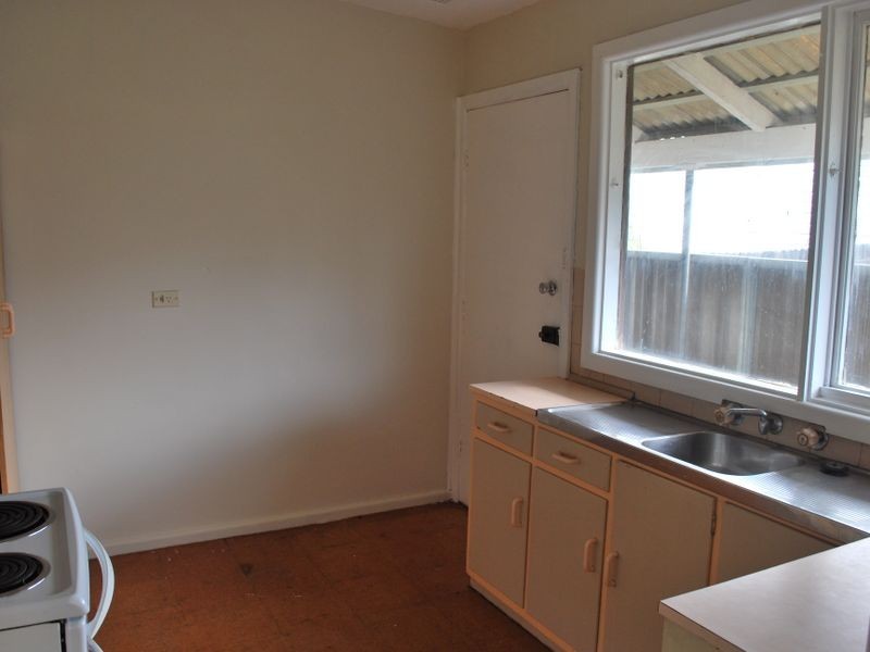 100 Laver Road, Dapto NSW 2530