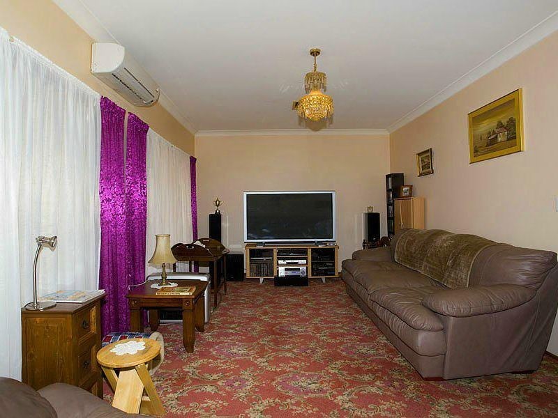 64 Scenic Crescent, Albion Park NSW 2527