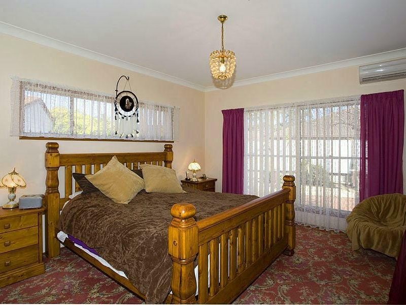 64 Scenic Crescent, Albion Park NSW 2527