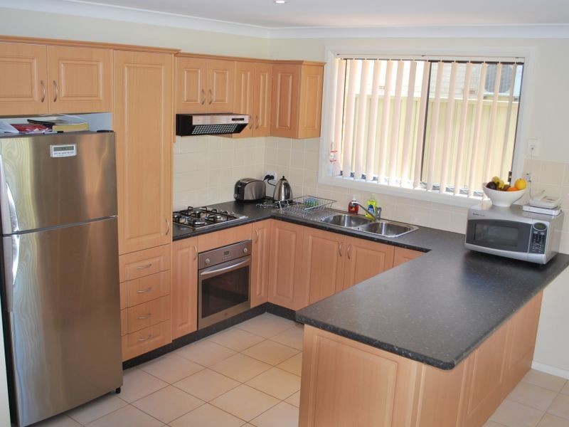 2 Clermont Crescent, Albion Park NSW 2527