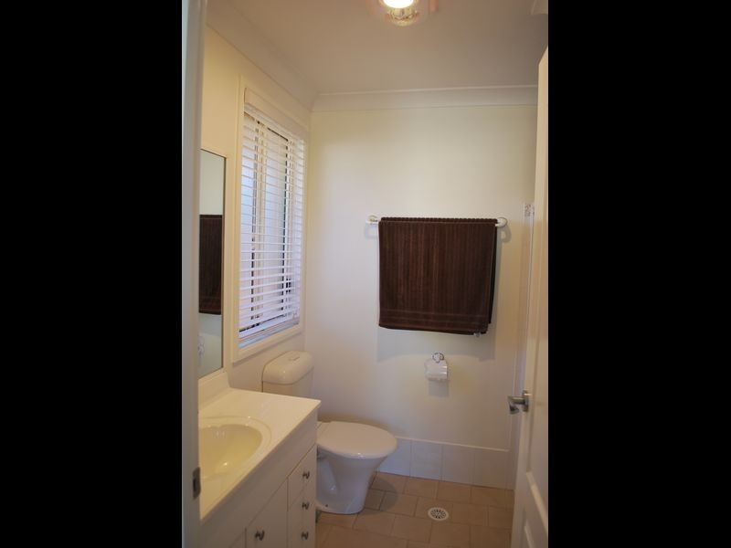 4 Goodman Place, Horsley NSW 2530