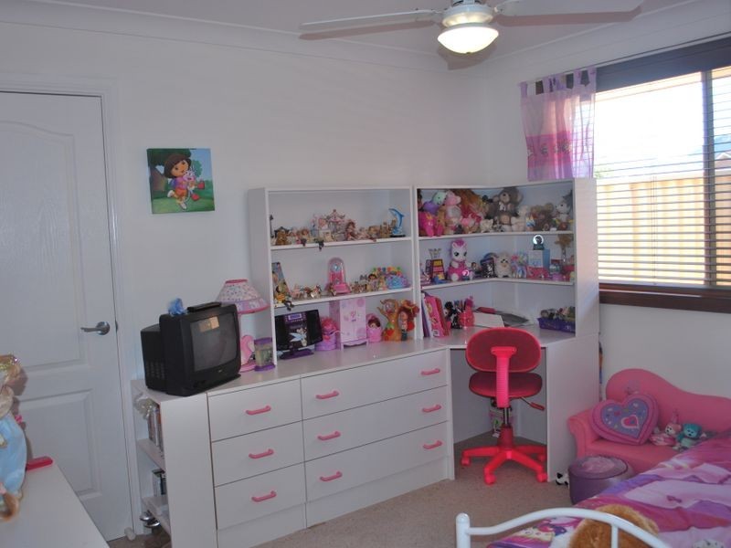 4 Goodman Place, Horsley NSW 2530