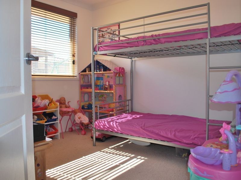 4 Goodman Place, Horsley NSW 2530