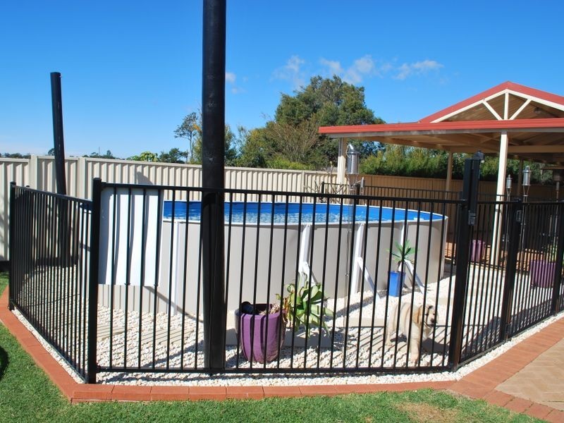 4 Goodman Place, Horsley NSW 2530
