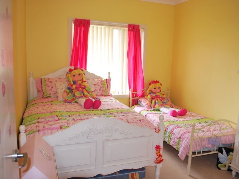 13/4 Forest Grove Drive, Kanahooka NSW 2530