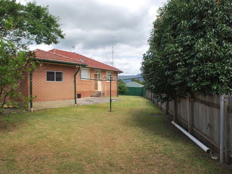 3 Kent Road, Dapto NSW 2530