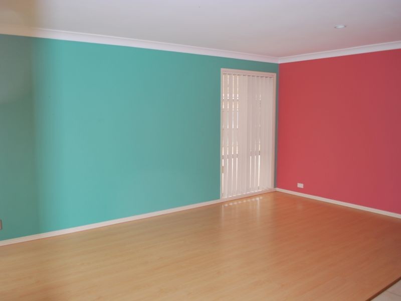 11 Silverwood Place, Horsley NSW 2530